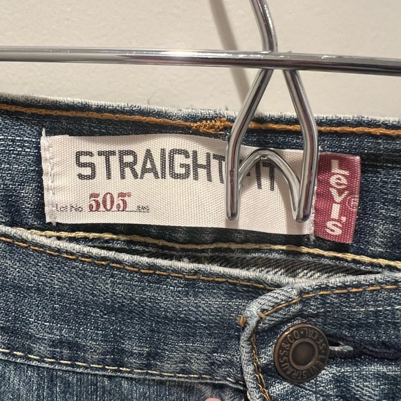 Levi's Classic Straight Men's Jeans in Light Blue - Picture 3 of 4